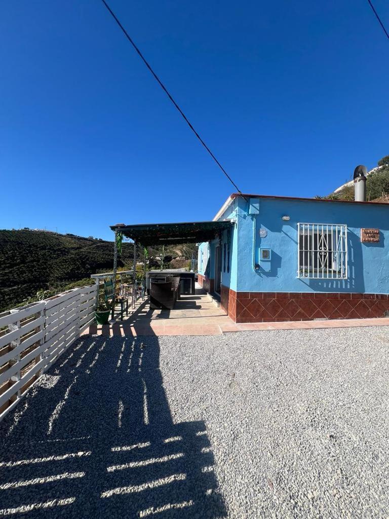 Casa Rural Malaga Monkey Love Con Jacuzzi Iznate Exterior photo